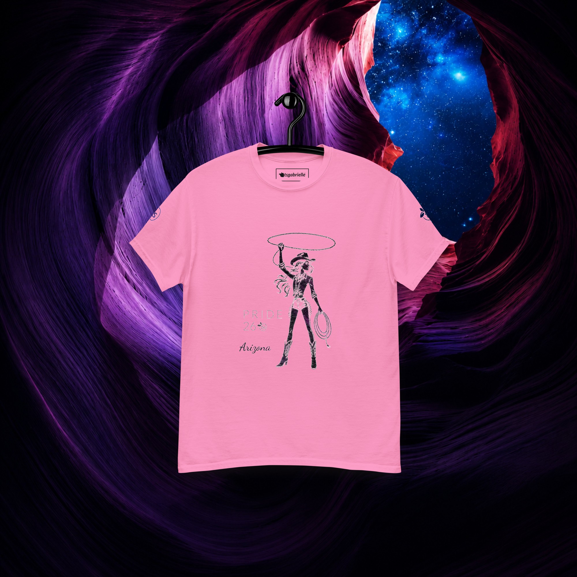 tsgabrielle® • Hans Stil • Pride 26 - Arizona • Klassisk T-shirt • 14 Färger